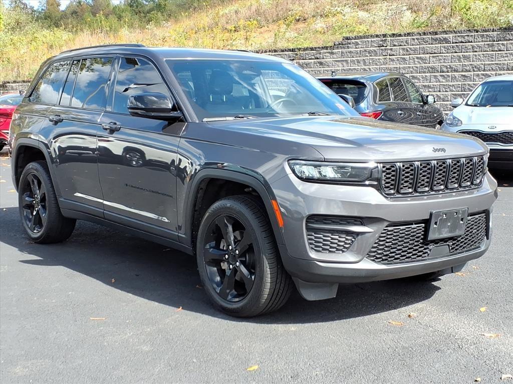 used 2022 Jeep Grand Cherokee car, priced at $24,996