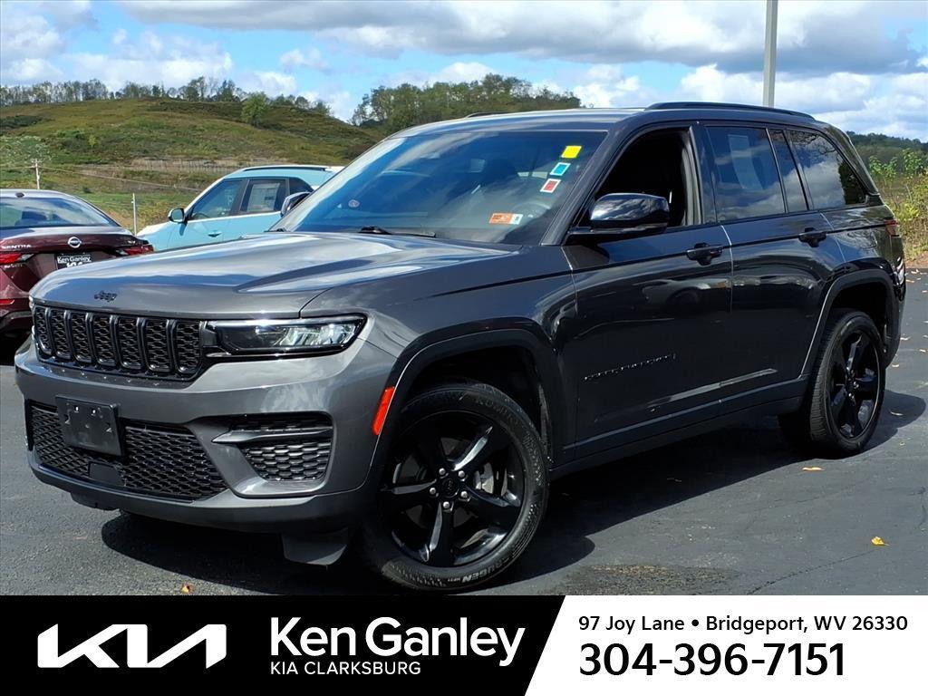 used 2022 Jeep Grand Cherokee car, priced at $29,590
