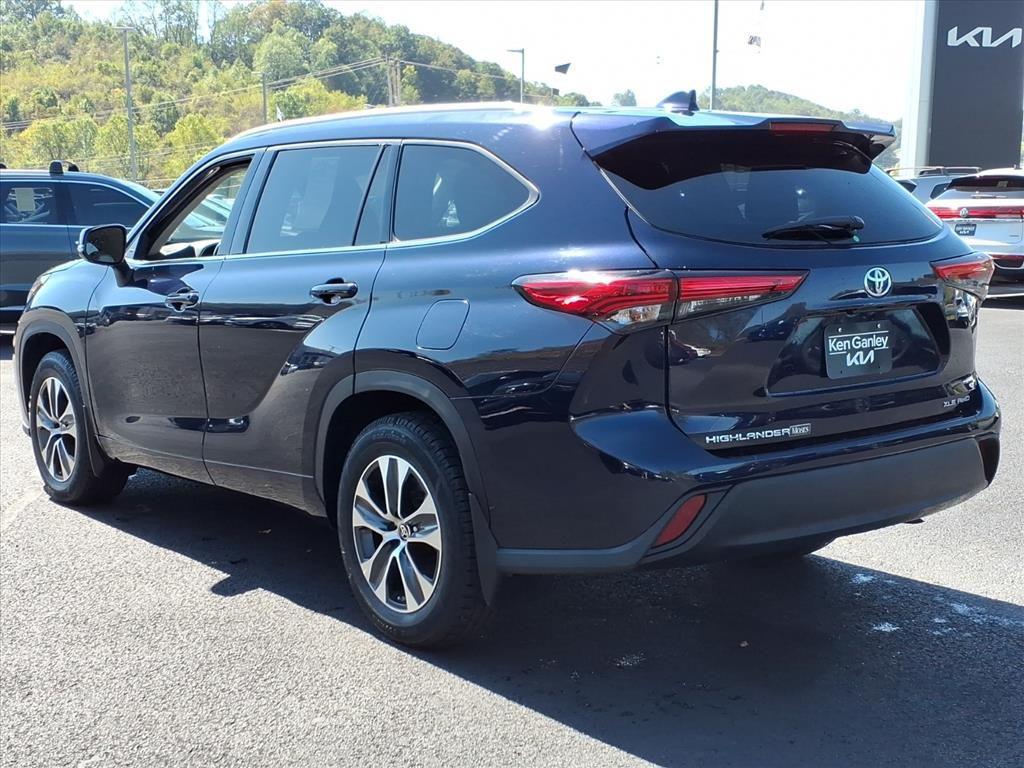 used 2022 Toyota Highlander car, priced at $25,969