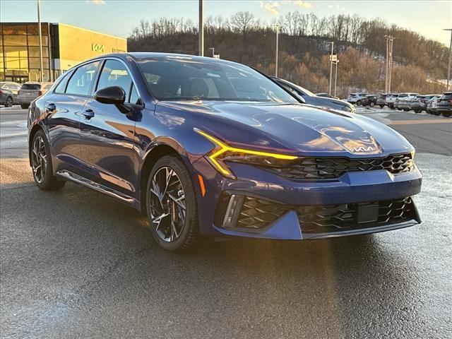 new 2025 Kia K5 car, priced at $29,017