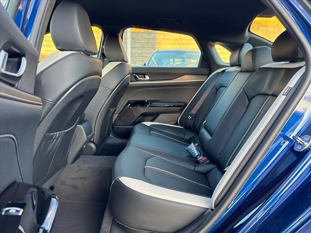 new 2025 Kia K5 car, priced at $29,017