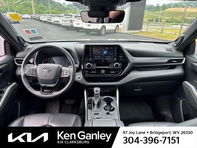 used 2021 Toyota Highlander car, priced at $31,982