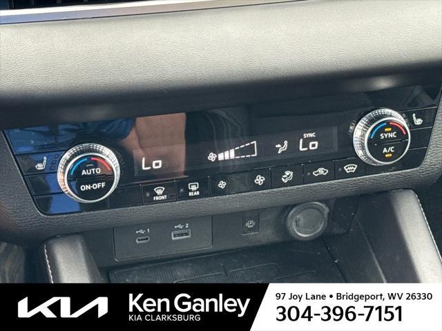 used 2024 Mitsubishi Outlander car, priced at $27,549
