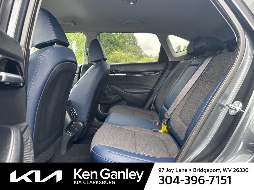 used 2025 Kia Seltos car, priced at $24,523