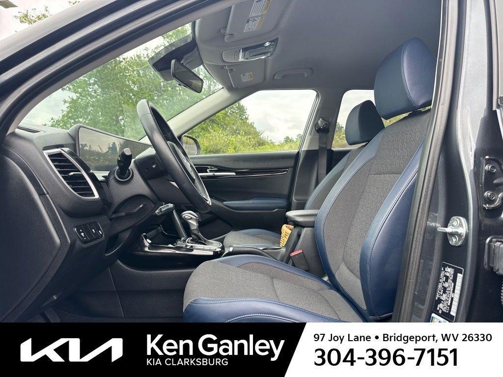 used 2025 Kia Seltos car, priced at $24,523