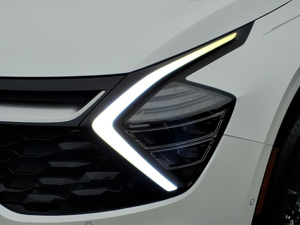 used 2025 Kia Sportage Hybrid car, priced at $36,900