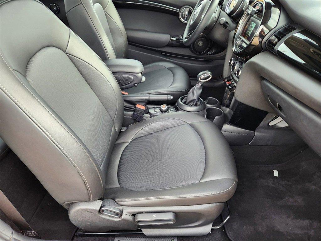 used 2019 MINI Hardtop car, priced at $13,999