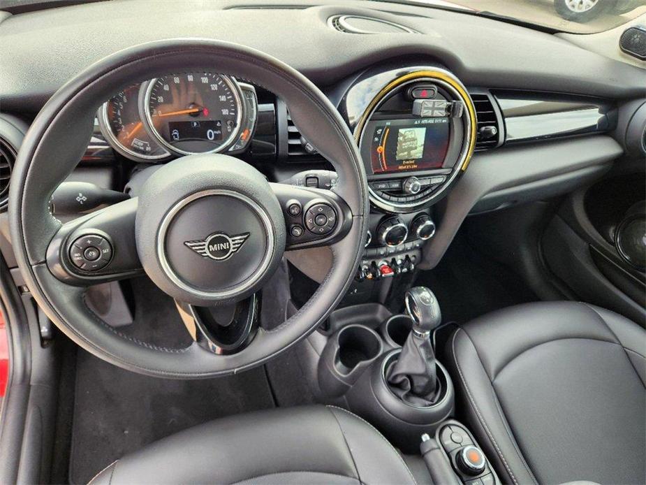 used 2019 MINI Hardtop car, priced at $15,999