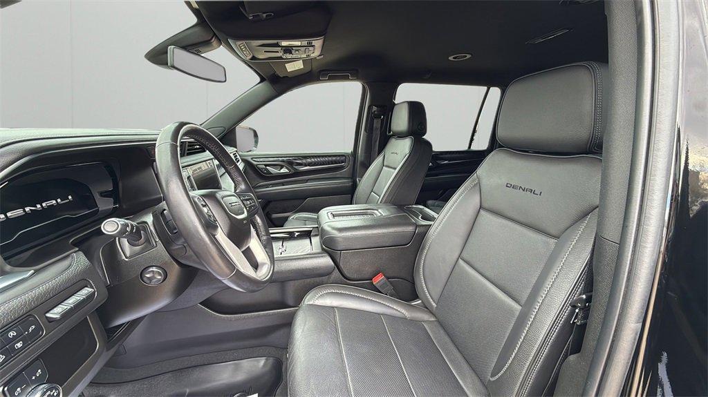 used 2022 GMC Yukon XL car, priced at $53,399