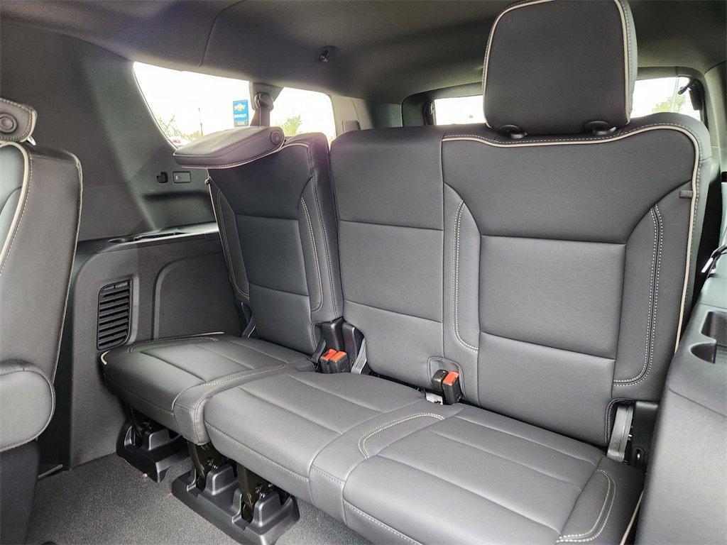 new 2025 Chevrolet Suburban car, priced at $81,999