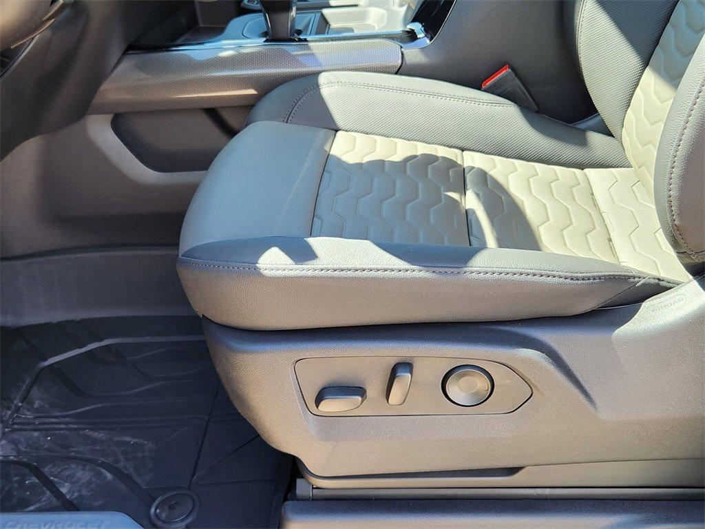 new 2025 Chevrolet Silverado 1500 car, priced at $72,684