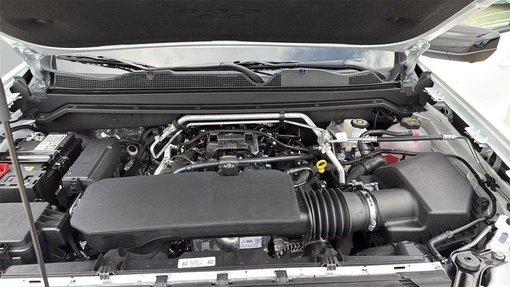 new 2026 Chevrolet Colorado car, priced at $48,735