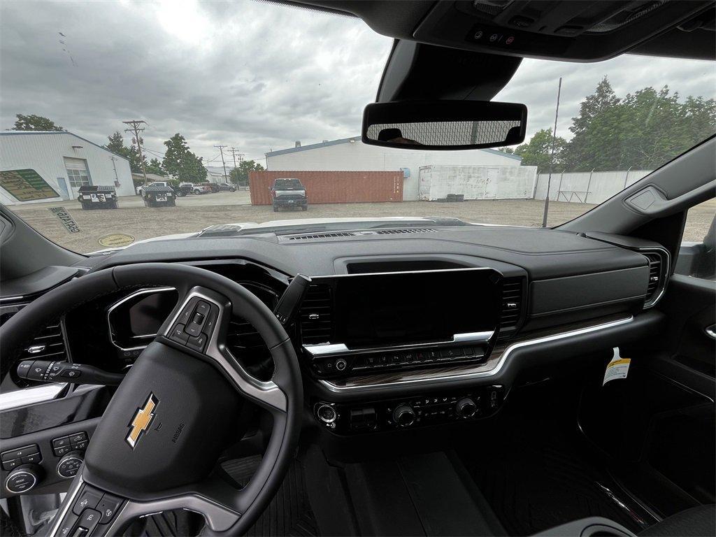 new 2025 Chevrolet Silverado 2500 car, priced at $70,624