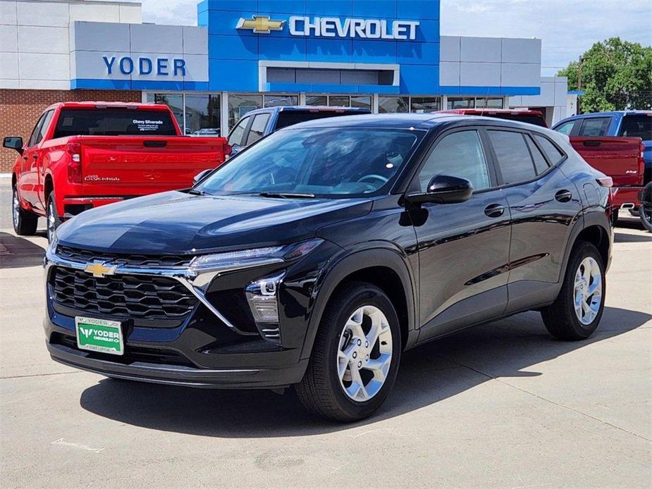 new 2024 Chevrolet Trax car, priced at $22,099