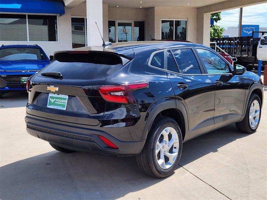 new 2024 Chevrolet Trax car, priced at $22,099