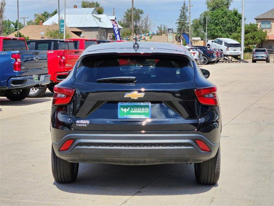 new 2024 Chevrolet Trax car, priced at $22,099