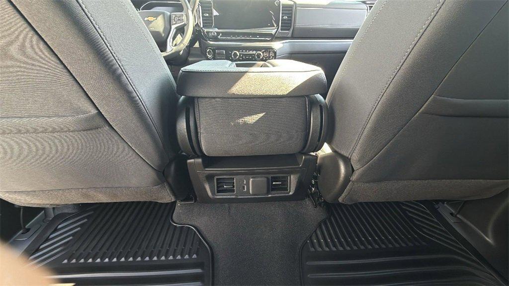 new 2025 Chevrolet Silverado 1500 car, priced at $45,694