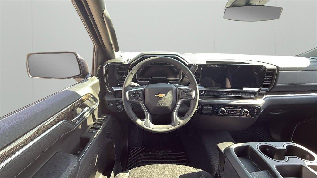 new 2025 Chevrolet Silverado 1500 car, priced at $45,694