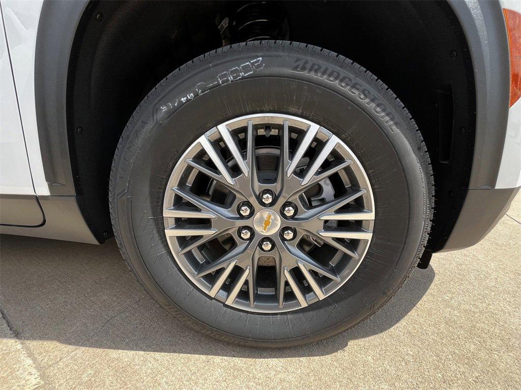 new 2025 Chevrolet Traverse car, priced at $44,794