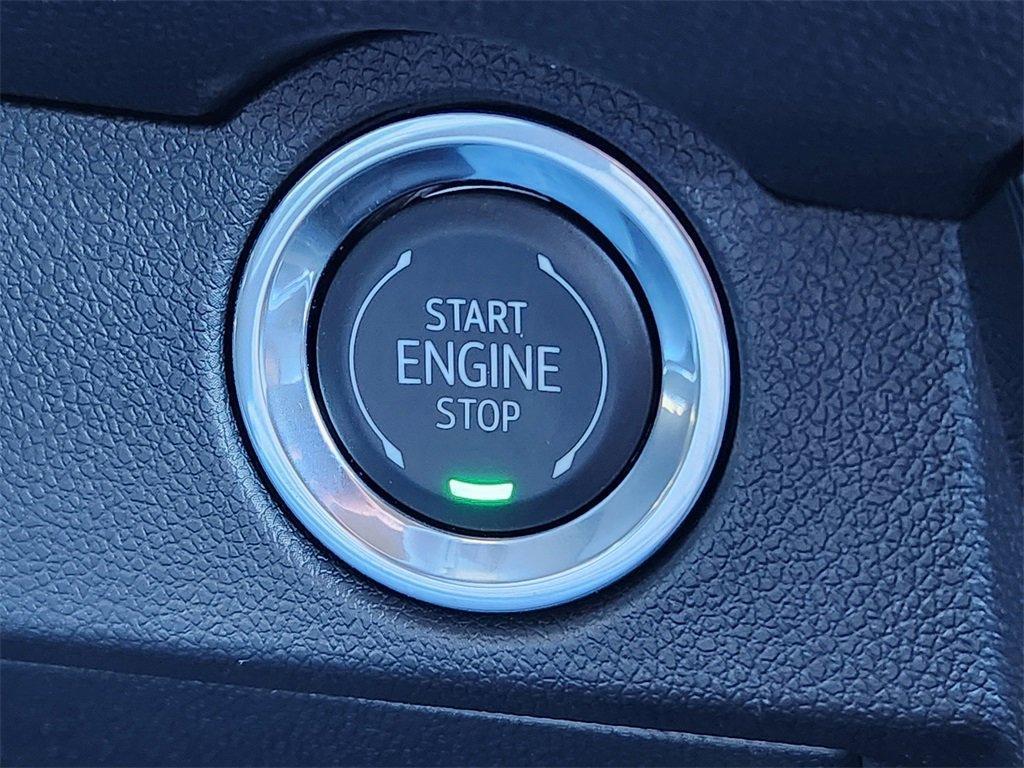 new 2025 Chevrolet Traverse car, priced at $43,999