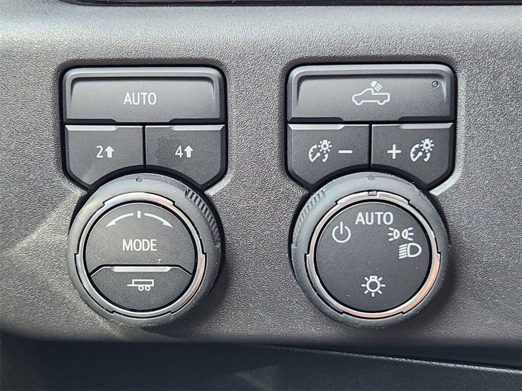 new 2025 Chevrolet Silverado 1500 car, priced at $50,084