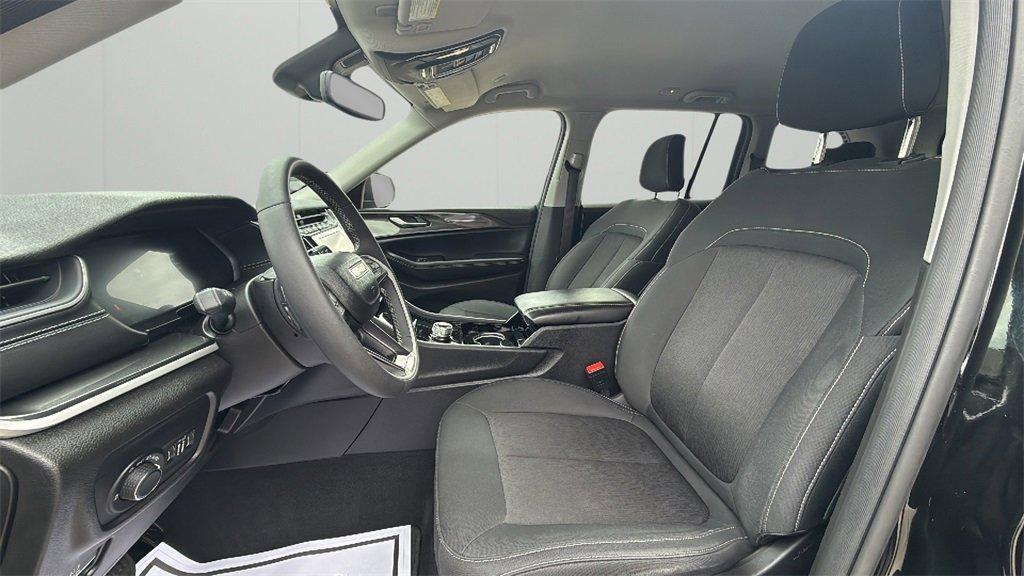 used 2023 Jeep Grand Cherokee car, priced at $28,899