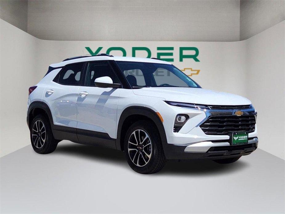 new 2024 Chevrolet TrailBlazer car, priced at $25,835