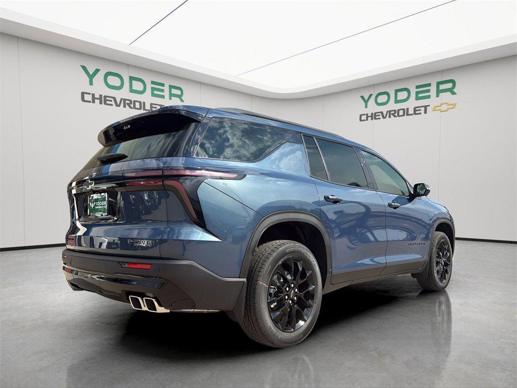 new 2026 Chevrolet Traverse car, priced at $49,025