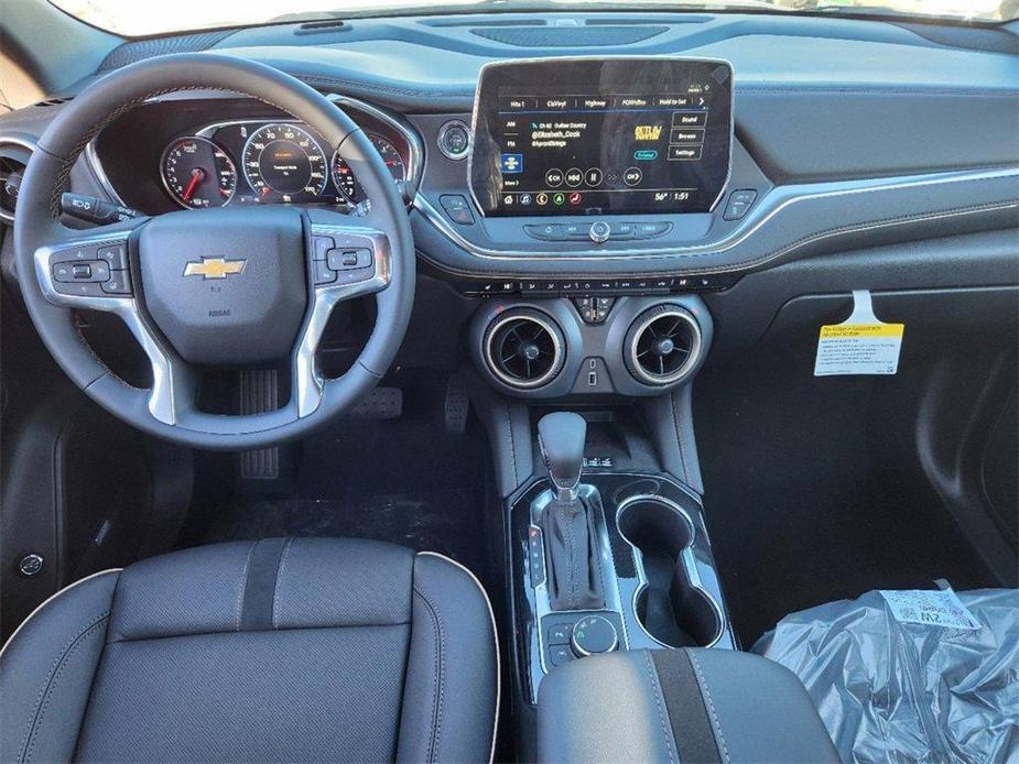 new 2024 Chevrolet Blazer car, priced at $43,647