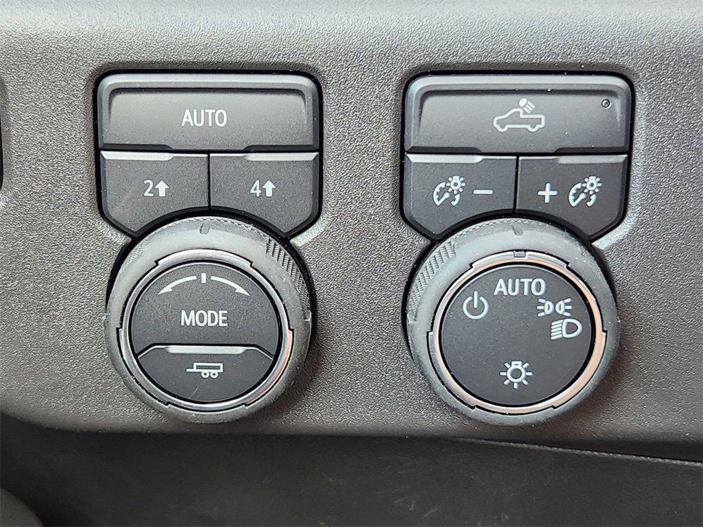 new 2025 Chevrolet Silverado 1500 car, priced at $45,394