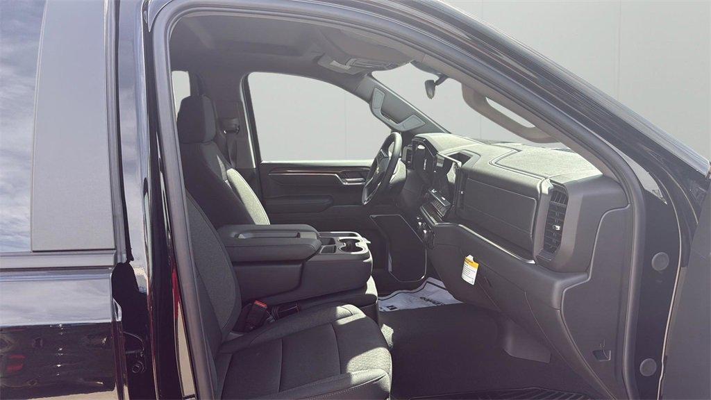 new 2025 Chevrolet Silverado 1500 car, priced at $45,394