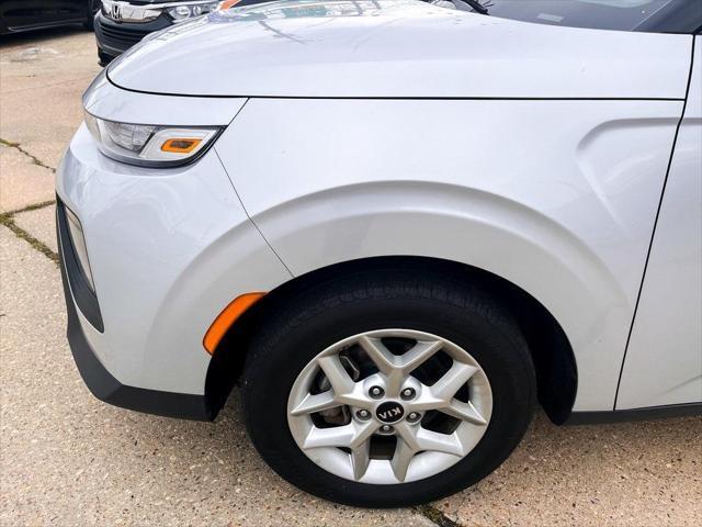 used 2020 Kia Soul car, priced at $12,995