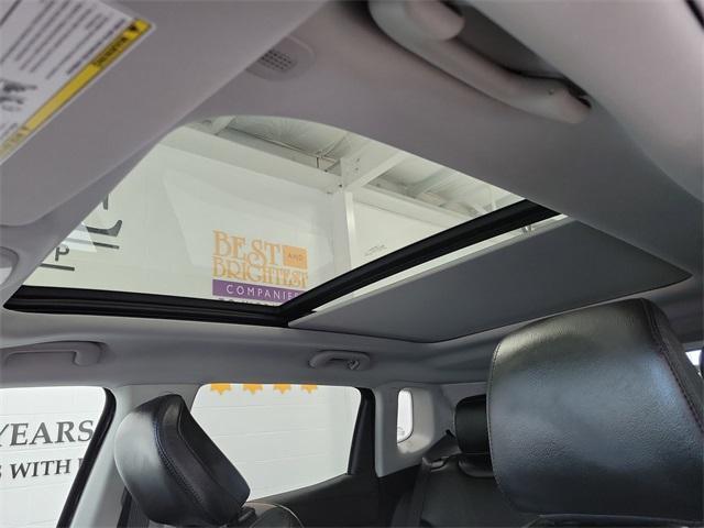 used 2022 Jeep Compass car, priced at $25,000