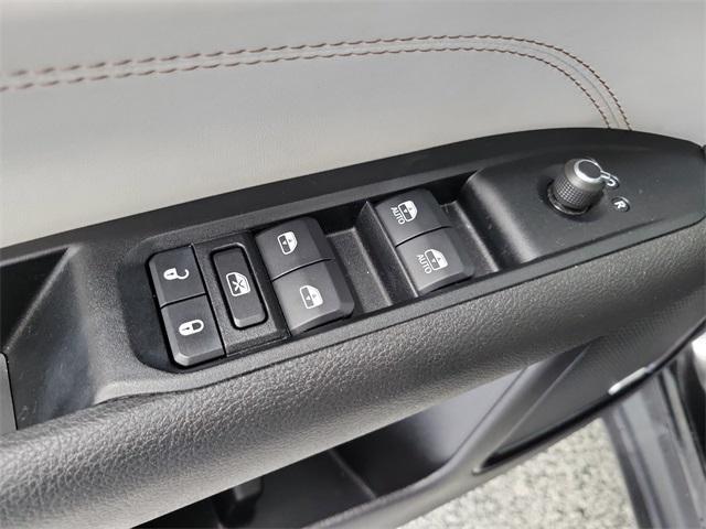 used 2022 Jeep Compass car, priced at $25,000