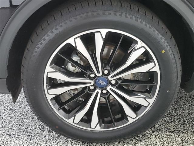 used 2022 Ford Escape car, priced at $23,498