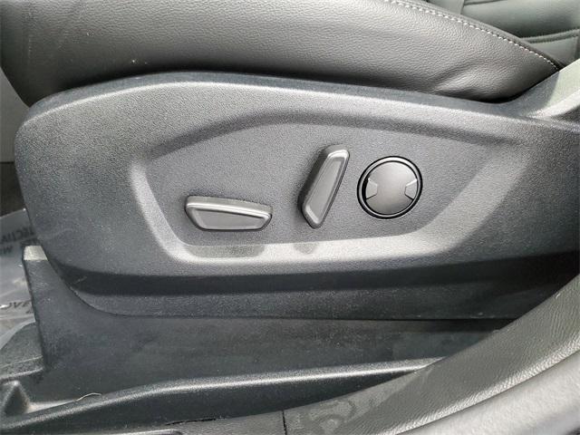 used 2022 Ford Edge car, priced at $26,498