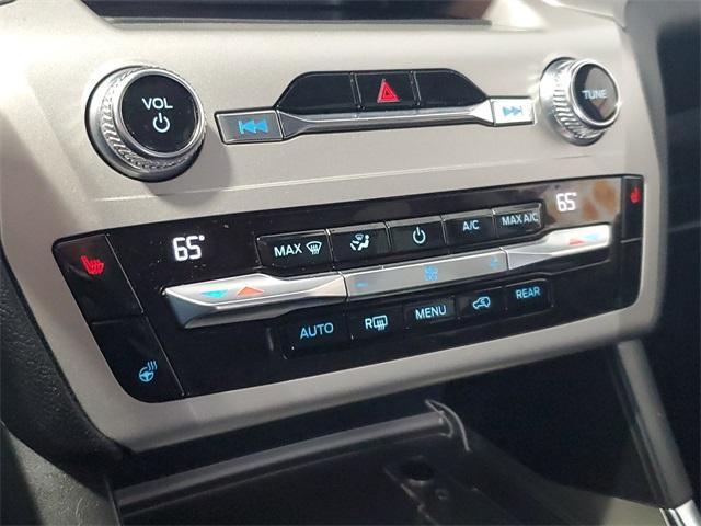 used 2021 Ford Explorer car, priced at $24,900