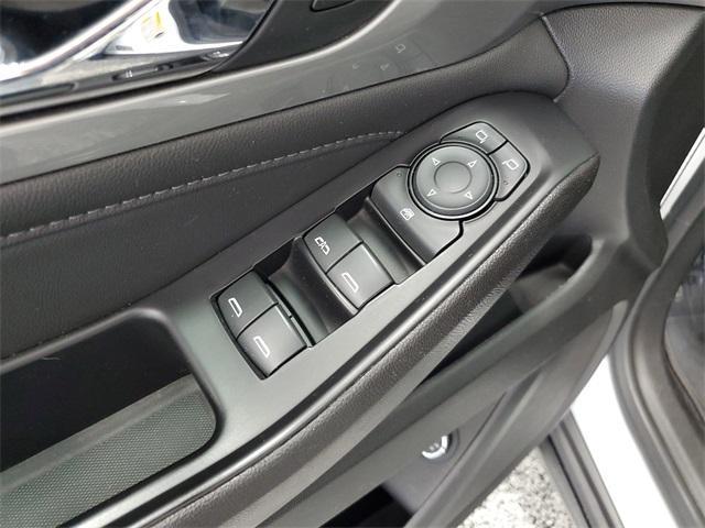 used 2023 Chevrolet Traverse car, priced at $27,997