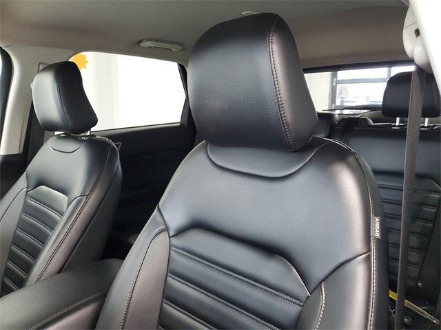 used 2023 Ford Edge car, priced at $23,397