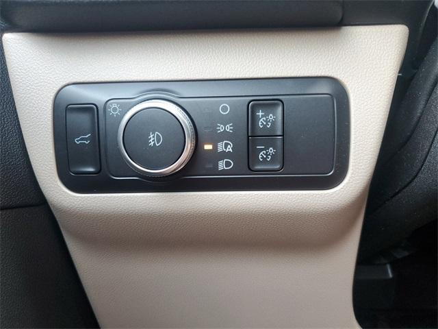 used 2022 Ford Escape car, priced at $24,777