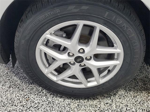 used 2024 Ford Edge car, priced at $30,348