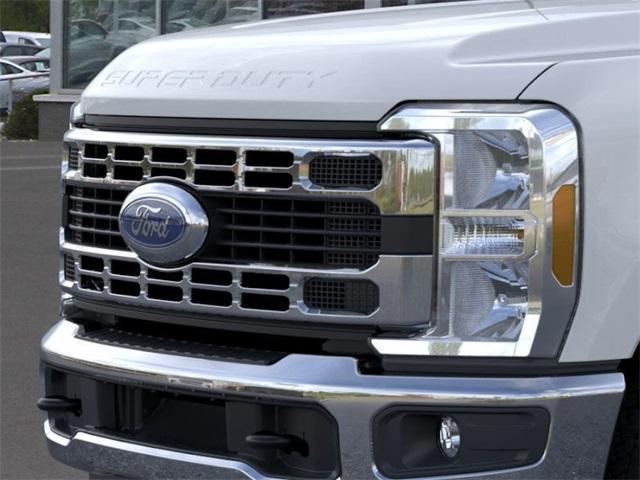 new 2025 Ford F-250 car, priced at $70,685