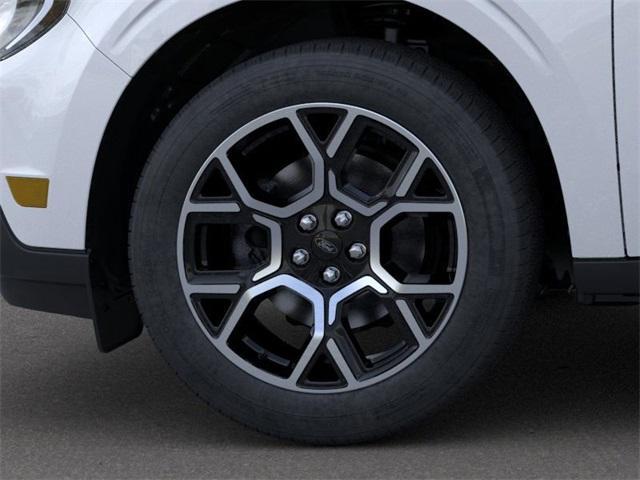 new 2025 Ford Maverick car, priced at $39,020