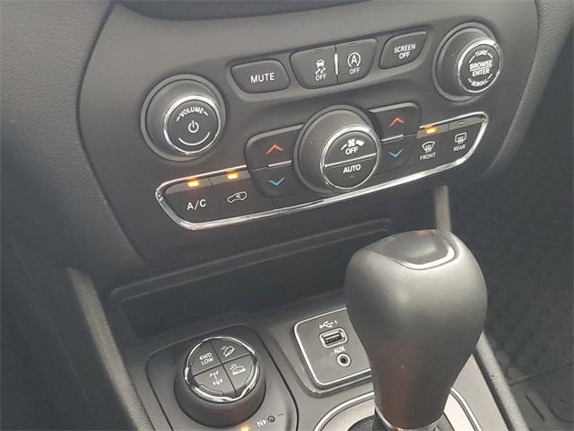 used 2021 Jeep Cherokee car, priced at $18,488