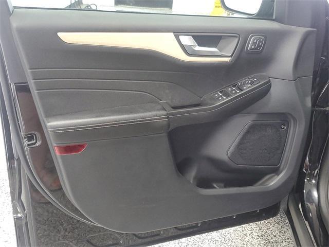 used 2022 Ford Escape car, priced at $25,777