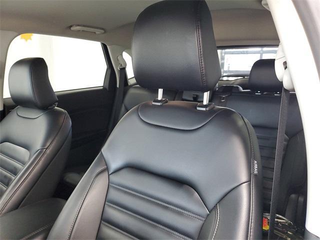 used 2024 Ford Edge car, priced at $25,998