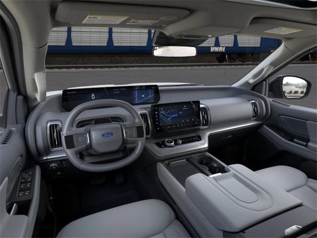 new 2025 Ford Expedition Max car, priced at $77,285