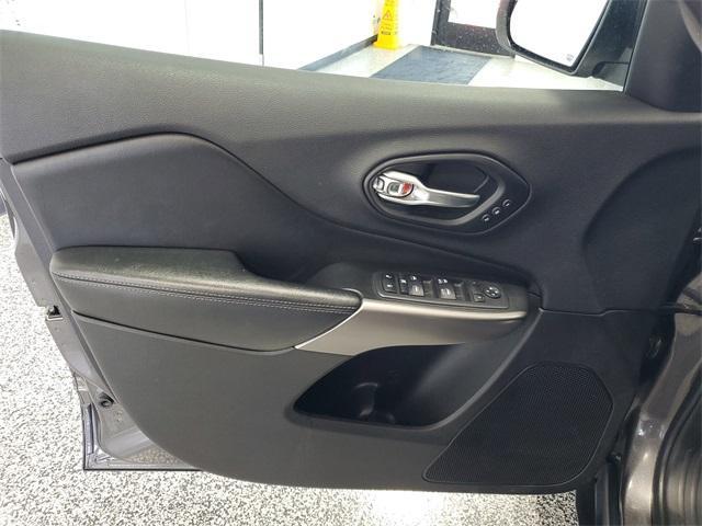 used 2019 Jeep Cherokee car, priced at $21,298