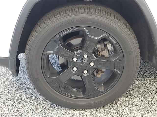 used 2019 Jeep Grand Cherokee car, priced at $19,800