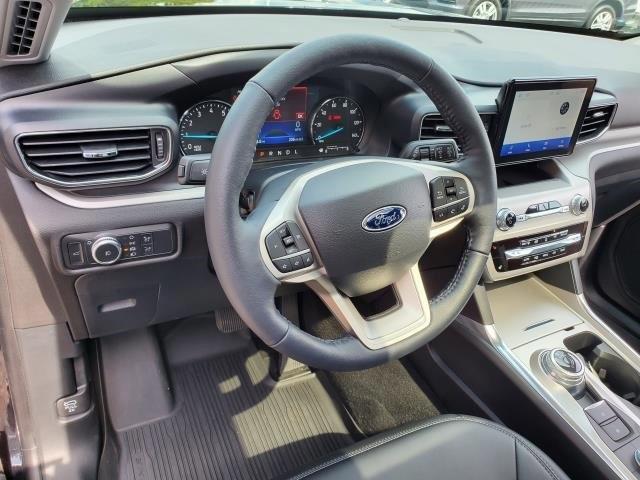 used 2022 Ford Explorer car, priced at $32,998
